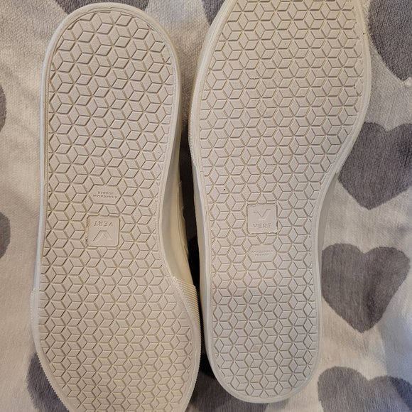 New VEJA / VERT (Brazil) Velcro shoes - Picture 3 of 5